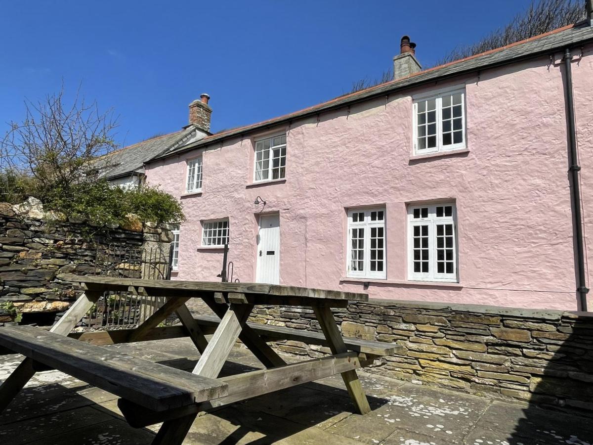 The Brewhouse Boscastle Harbour Exterior foto