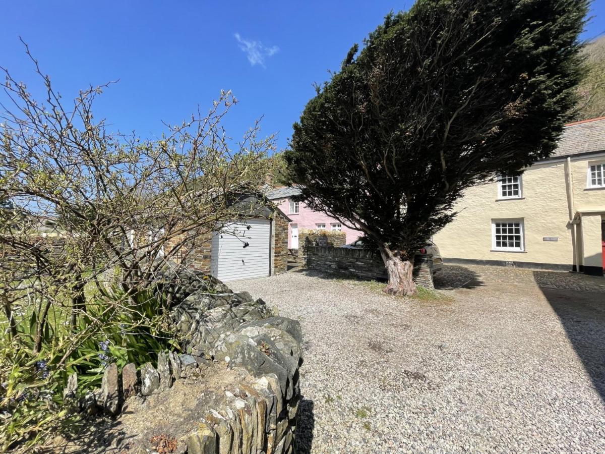 The Brewhouse Boscastle Harbour Exterior foto