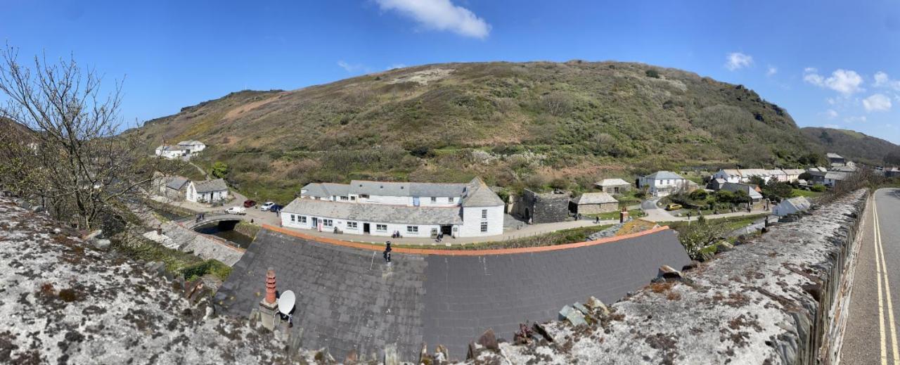 The Brewhouse Boscastle Harbour Exterior foto
